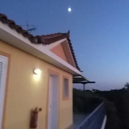 M&l Apartment Valerianos